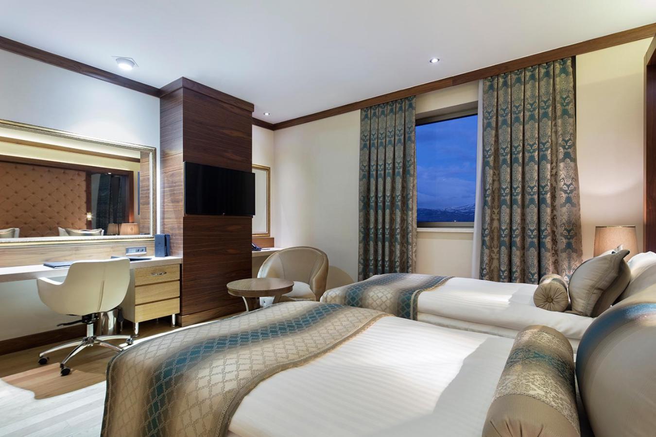 Grand Millennium Konya Exterior foto